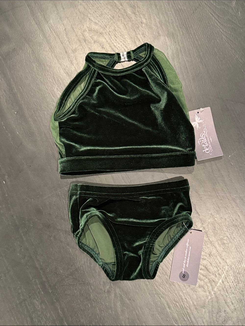 Velvet High-Neck Dancewear Set - Dark Green